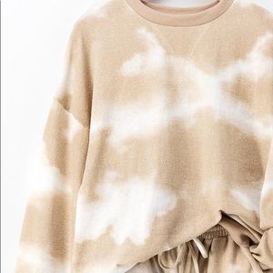 Lounge wear - Tide dye.